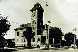 1898 Lane County Courthouse (Lane County, Oregon scenic images) (lanD0040a)